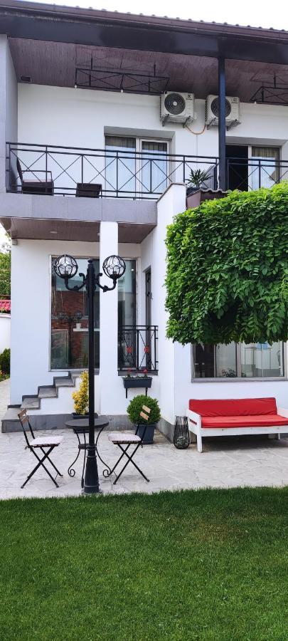 Garden Lounge Hotel Yerevan Exterior photo