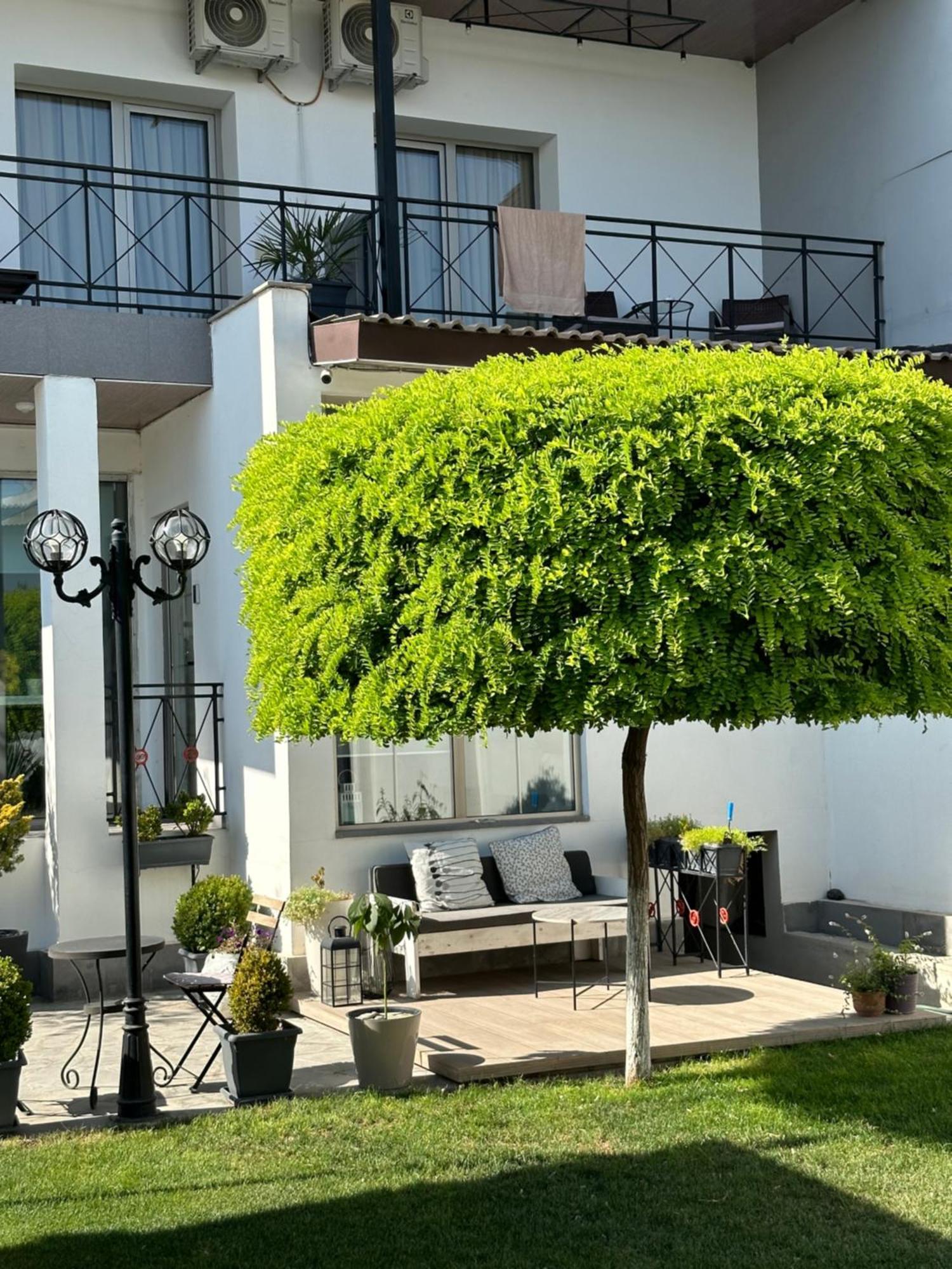 Garden Lounge Hotel Yerevan Exterior photo